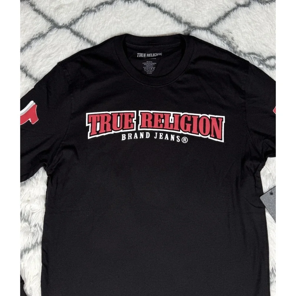 TRUE RELIGION Repeated 3D Horseshoe Long Sleeve Shirt Black Red Mens S *NEW* $69
